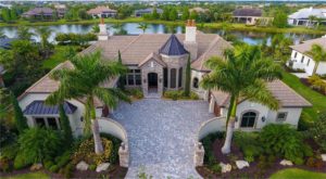 Luxury Home in Lakewood Ranch