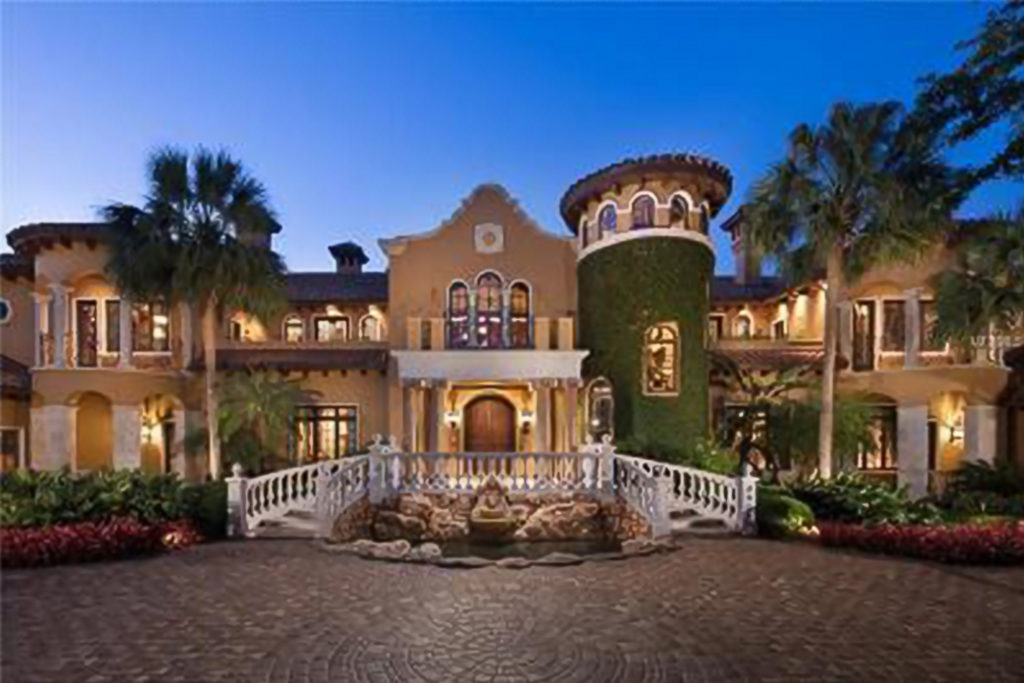 Example of a Florida luxury home